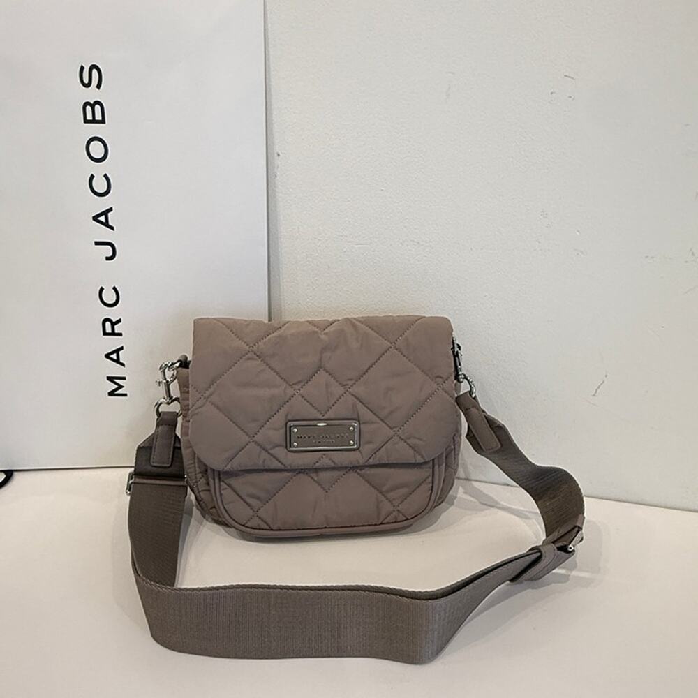 NEW‼️Marc Jacobs Nylon Messenger 4F5HMS018H02  Concrete $248